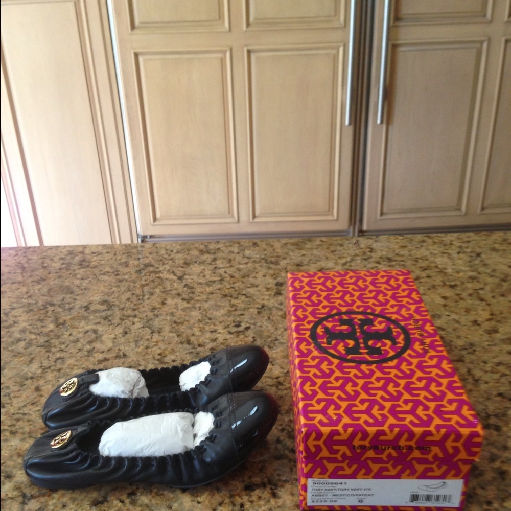 Tory Burch Black Patent Leather Ballet Flats